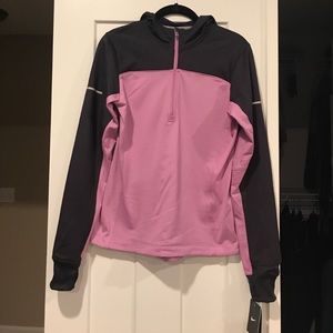Women’s Nike Small Pullover with hood